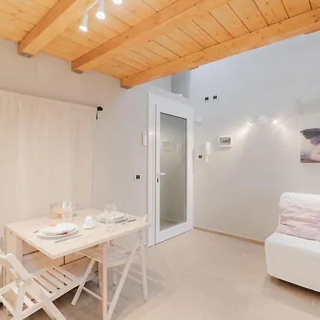 Gohost - Bright, Quiet And Cozy Loft * Rozzano